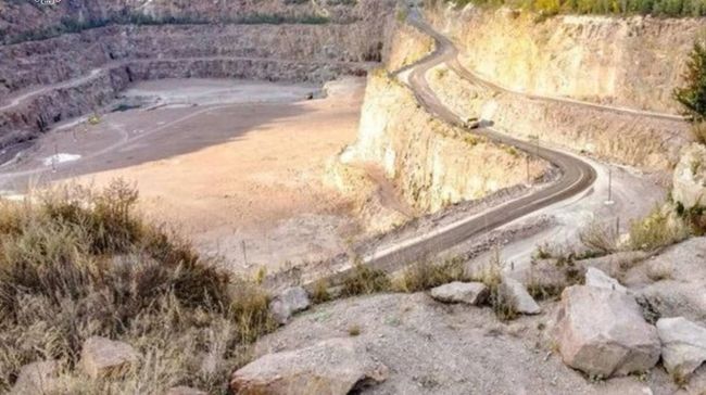 Особи, які вивели з-під санкцій активи видобувних компаній, завдали державі 124 мільйонів гривень збитків Особи, які вивели з-під санкцій активи видобувних компаній, завдали державі 124 мільйонів гривень збитків