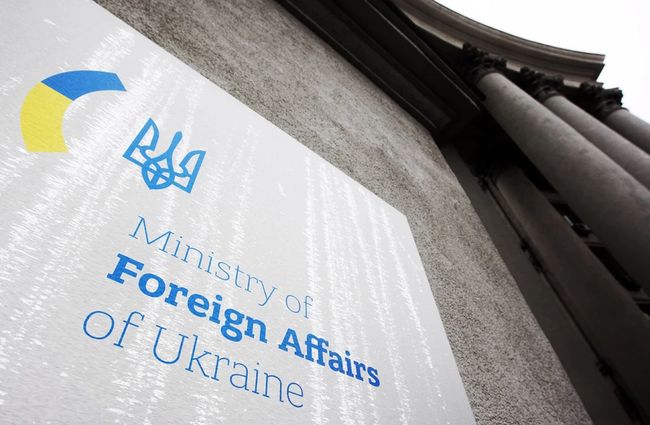 Українці за кордоном можуть оформити нотаріальні документи онлайн. Деталі