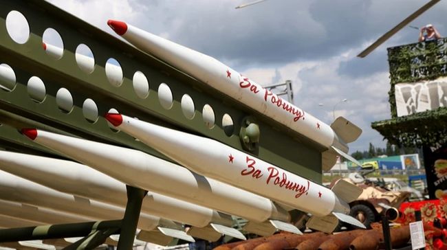 кремль отримує мікросхеми для ракет через фіктивні фірми, поки Трамп гальмує санкції кремль отримує мікросхеми для ракет через фіктивні фірми, поки Трамп гальмує санкції