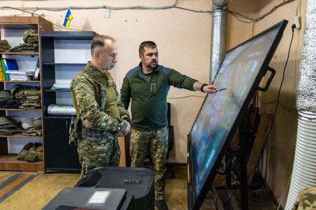 Сирський відвідав підрозділи українських захисників на Харківщині