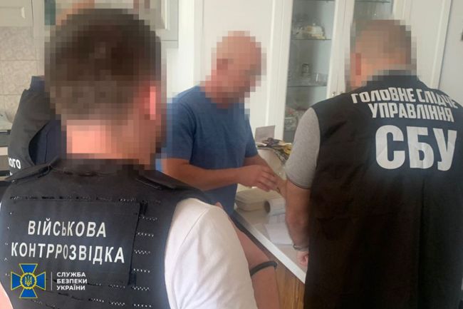 СБУ та ОГП викрили експосадовця Міноборони, який вкрав 90 млн гривень на закупівлі протитанкового озброєння для ЗСУ