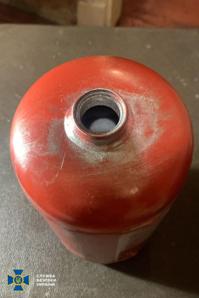 СБУ запобігла теракту в Запоріжжі: затримано агентів фсб, які готували підрив воїнів «Азову» СБУ запобігла теракту в Запоріжжі: затримано агентів фсб, які готували підрив воїнів «Азову»