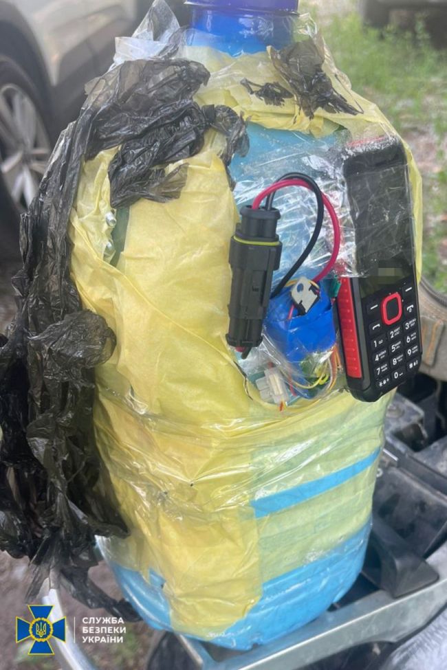 СБУ і Нацполіція затримали агенток гру рф, які намагалися влаштували низку терактів у Полтаві та Дніпрі СБУ і Нацполіція затримали агенток гру рф, які намагалися влаштували низку терактів у Полтаві та Дніпрі