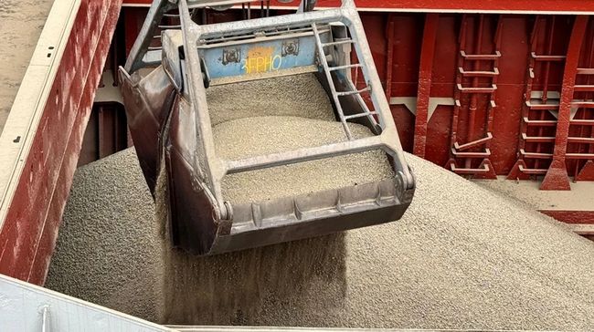 Українським морським коридором перевезли 130 мільйонів тонн вантажів