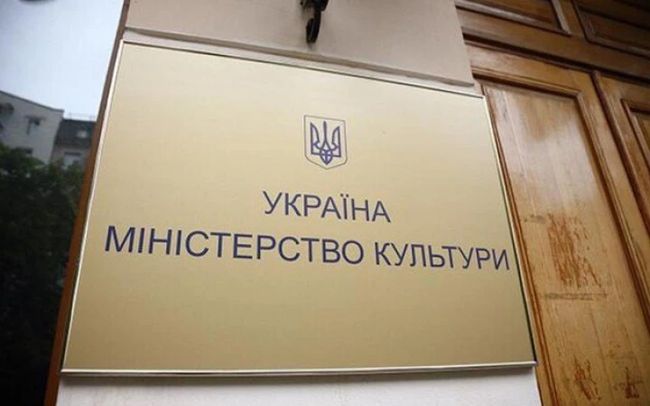 Підпільний стендап і компанія Вакарчука Суперсиметрія отримали статус критично важливих