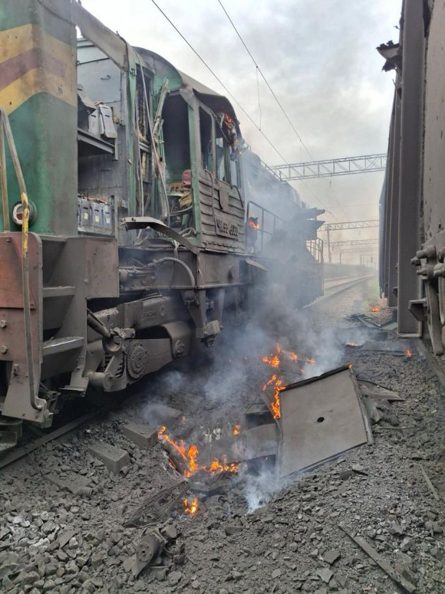 Країна-агресорка останнім часом посилила удари по українській залізниці Країна-агресорка останнім часом посилила удари по українській залізниці