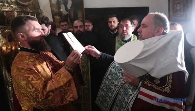 У печерах Києво-Печерської лаври відбулося перше богослужіння ПЦУ