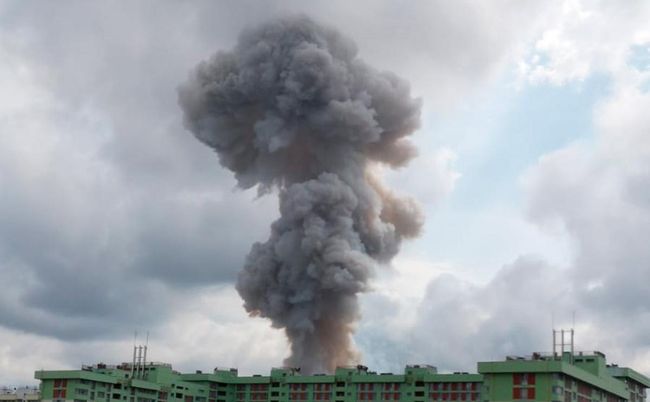 Столкновения на границе Таиланда и Камбоджи, задействована авиация, десятки тысяч беженцев