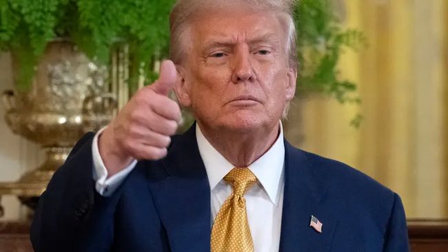 Криптовалюти, нерухомість та роялті: скільки грошей у Дональда Трампа та на чому він заробляє Криптовалюти, нерухомість та роялті: скільки грошей у Дональда Трампа та на чому він заробляє