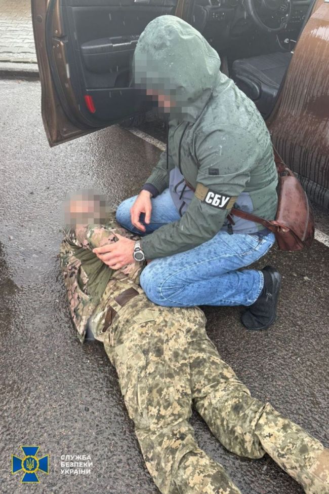 СБУ та Нацполіція затримали ще 14-х організаторів «ухилянтських схем» у різних регіонах України