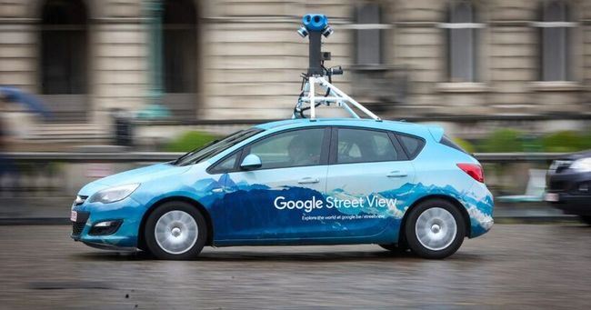 Google заплатить $12 500 аргентинцю, якого випадково зняли голим у дворі