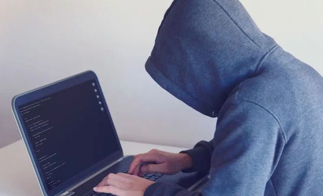 Телефонні шахраї атакують українських біженців у Нідерландах