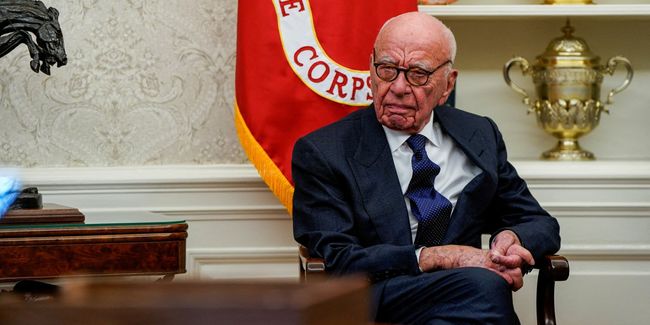 Трамп подав до суду, щоб домогтися свідчень медіамагната Мердока щодо матеріалу WSJ про справу Епштейна Трамп подав до суду, щоб домогтися свідчень медіамагната Мердока щодо матеріалу WSJ про справу Епштейна