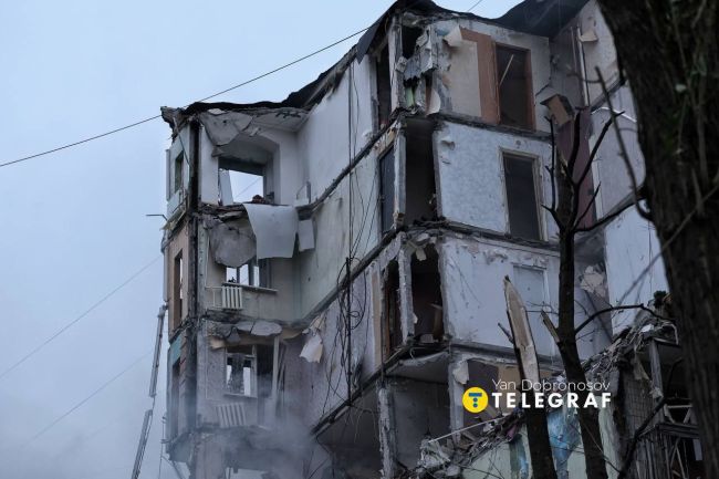 Ворог підступно завдав ракетного удару по Києву після тривалої тривоги