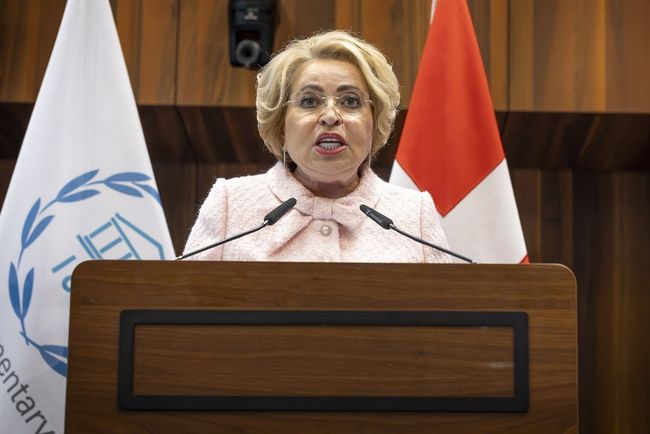 Швейцарія, дай слово жертвам, а не злочинцям!