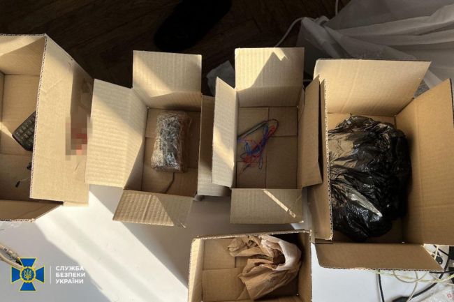 СБУ викрила агентурну групу воєнної розвідки рф, яка коригувала обстріли Києва та проводила диверсії на Одещині