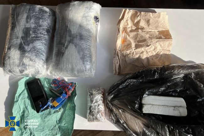 СБУ викрила агентурну групу воєнної розвідки рф, яка коригувала обстріли Києва та проводила диверсії на Одещині