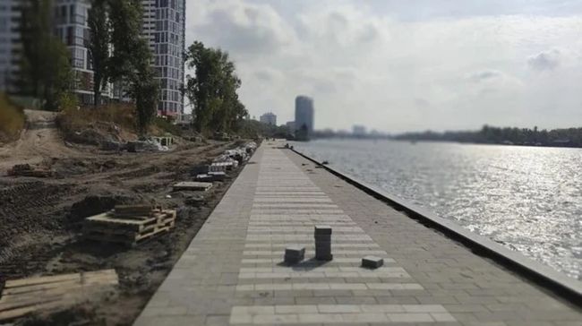 Місто замість забудовника облаштувало набережну – комунальникам оголосили підозру