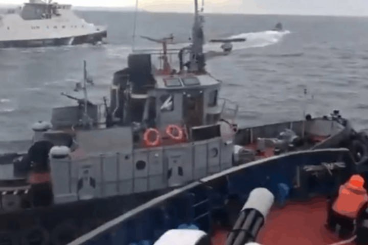 Росія вийшла з міжнародного арбітражу щодо захоплення українських військових кораблів та моряків у Керченській протоці у 2018 році