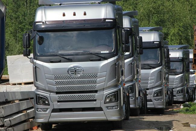 Китайські виробники добивають російський автопром