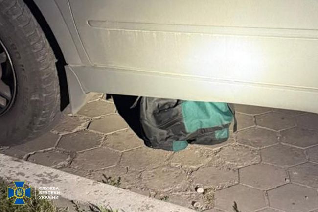 СБУ запобігла новим терактам проти військових ЗСУ у Хмельницькій та Дніпропетровській областях СБУ запобігла новим терактам проти військових ЗСУ у Хмельницькій та Дніпропетровській областях