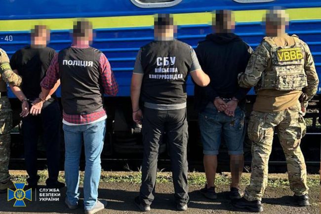 СБУ та Нацполіція викрили ще 12-х організаторів «ухилянтських схем» у різних регіонах України