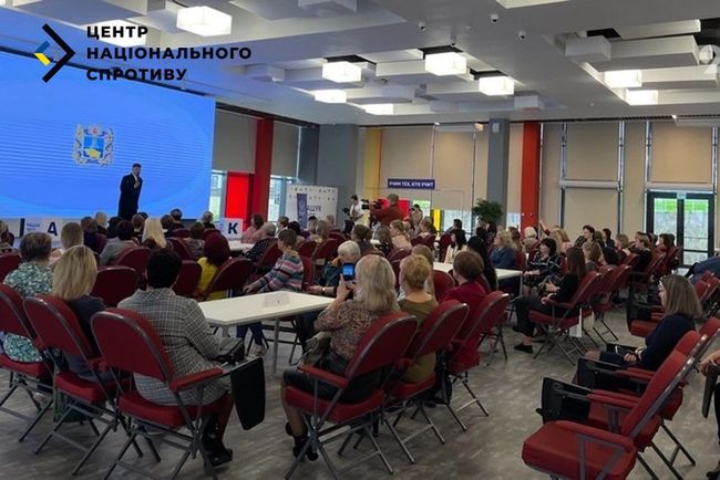 На ТОТ України розпочалась кампанія по перевихованню вчителів історії