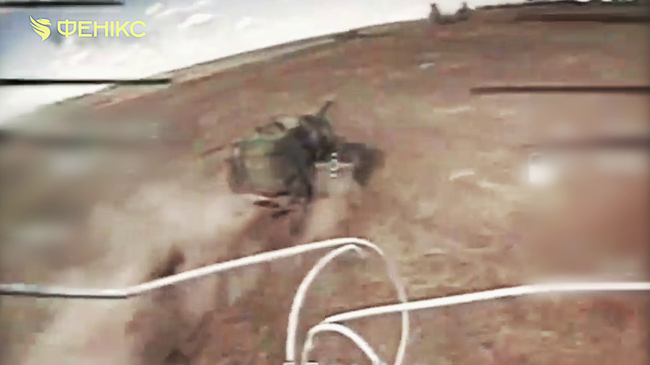 На Донеччині прикордонники розмотали танк, знищили гармату та наземний роботизований комплекс окупантів (ВІДЕО)