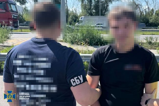 СБУ та Нацполіція затримали 5 агентів рф, які на замовлення ворога займалися підпалами і диверсіями в Україні