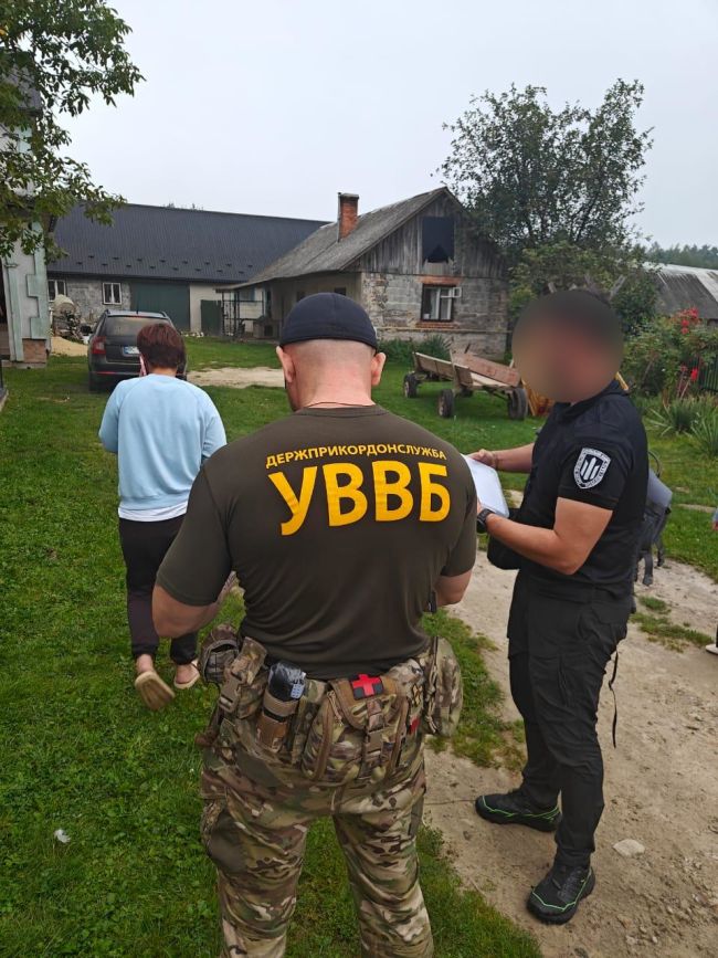 Внутрішня безпека ДПСУ викрила військовослужбовців, які сприяли незаконному виїзду за кордон понад 80 чоловіків Внутрішня безпека ДПСУ викрила військовослужбовців, які сприяли незаконному виїзду за кордон понад 80 чоловіків