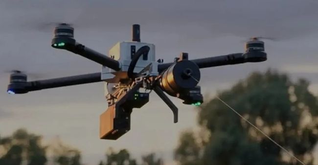 У Чернігові росіяни з дрона скинули листівки у вигляді грошей із закликом наводити вогонь по ЗСУ