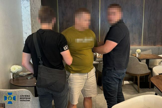 СБУ та Нацполіція затримали «екссмотрящого» за Оленівською колонією та його спільників, які тероризували декілька регіонів України