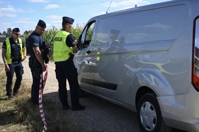 У Польщі поблизу кордону з Білоруссю знайшли уламки дрона