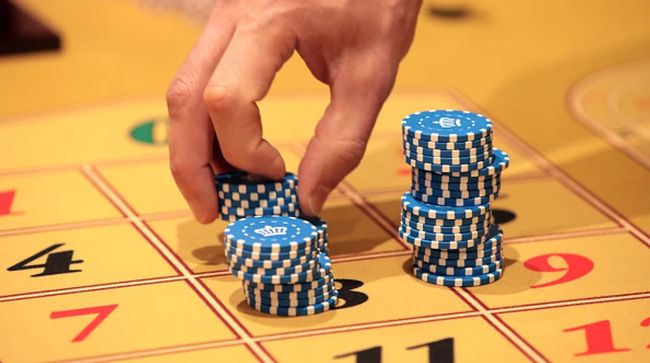 Держбюджет недоотримав понад 30 мільярдів за 2 роки через схеми в гральному бізнесі – Гетманцев