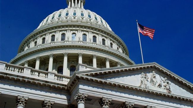 У США хочуть зробити санкції проти нафти рф обовязковими до ухвалення