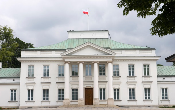 Запуск дрона над урядовими будівлями у Варшаві: у діях українця і білоруски не вбачають виконання замовлення іноземних служб - ЗМІ