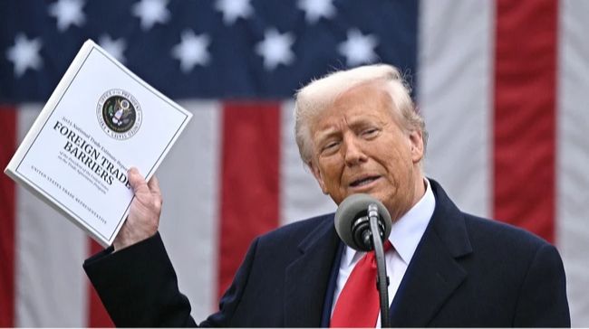 Трамп закликає звільнити свою політичну опонентку з Microsoft