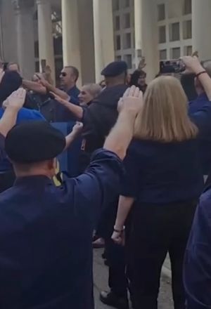 Міжнародний зліт ультраправих відбувся у петербурзькому парламенті.