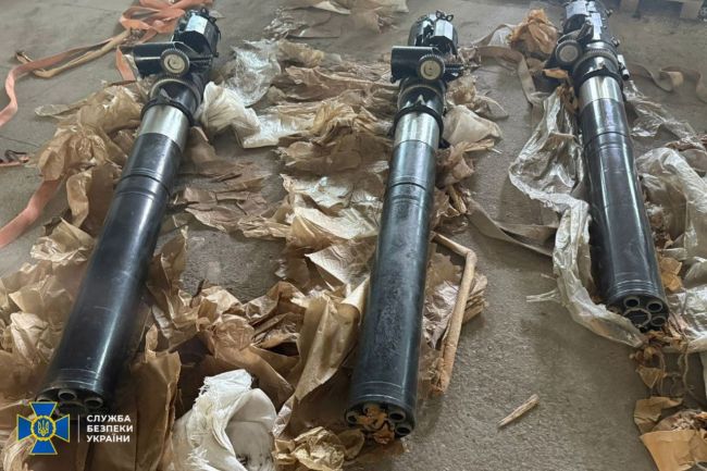 СБУ викрила ділка, який намагався продати до рф корабельну артилерію Сил оборони України