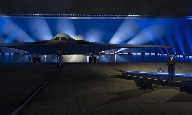 США розглядають створення «літаючого арсеналу» на базі стелс-бомбардувальника B-21