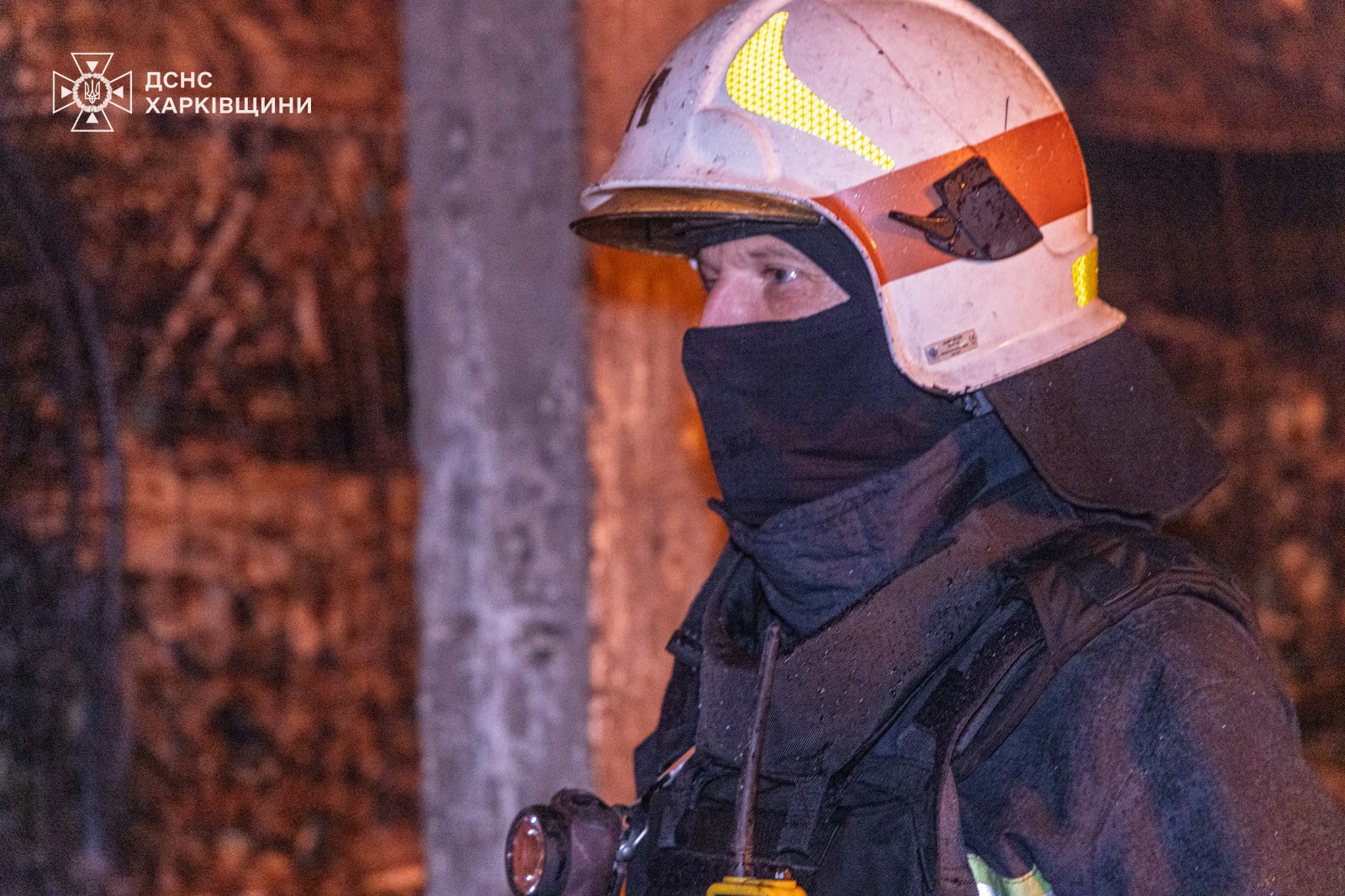 Харків: внаслідок нічної масованої атаки БпЛА сталися руйнації та пожежа Харків: внаслідок нічної масованої атаки БпЛА сталися руйнації та пожежа