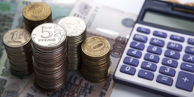 росія підвищує податки та скорочує соціальні програми, щоб фінансувати війну і кремль