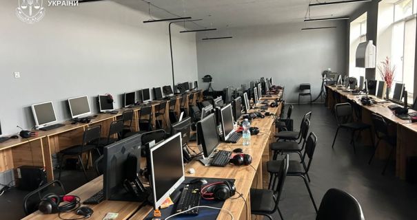 Правоохоронці викрили мережу з чотирьох шахрайських кол-центрів