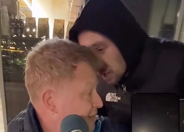 Принижував музиканта на кріслі колісному Івана Замігу за відмову співати російською: поліція знайшла кривдника Принижував музиканта на кріслі колісному Івана Замігу за відмову співати російською: поліція знайшла кривдника