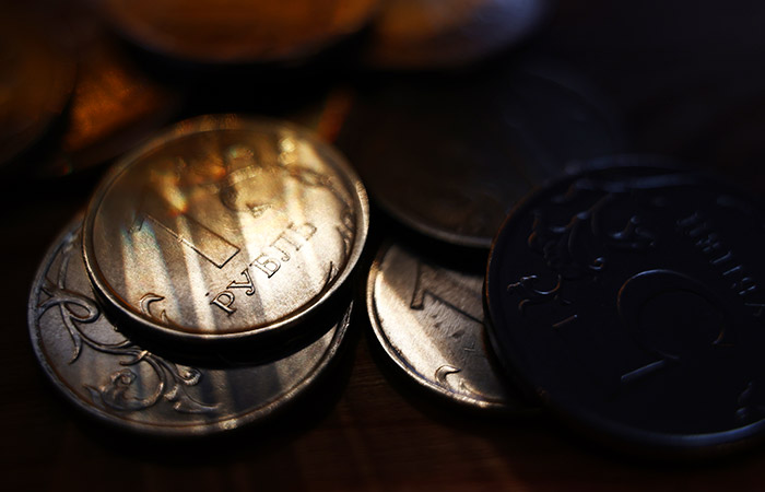 Пастка для кремля: щоб закрити діру в бюджеті, її доводиться розширювати