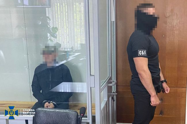 СБУ затримала дезертира, який на замовлення рф готував теракт у центрі Запоріжжя СБУ затримала дезертира, який на замовлення рф готував теракт у центрі Запоріжжя