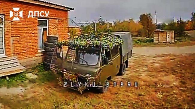 Дронарі бригади «Гарт» спалюють ворожу техніку під Вовчанськом (ВІДЕО) Дронарі бригади «Гарт» спалюють ворожу техніку під Вовчанськом (ВІДЕО)