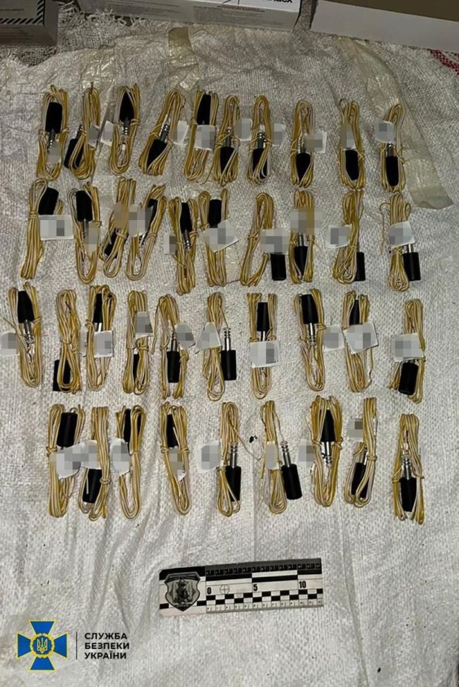 СБУ та Нацполіція викрили 12 учасників наркосиндикату, який торгував важкими психотропами у різних регіонах України