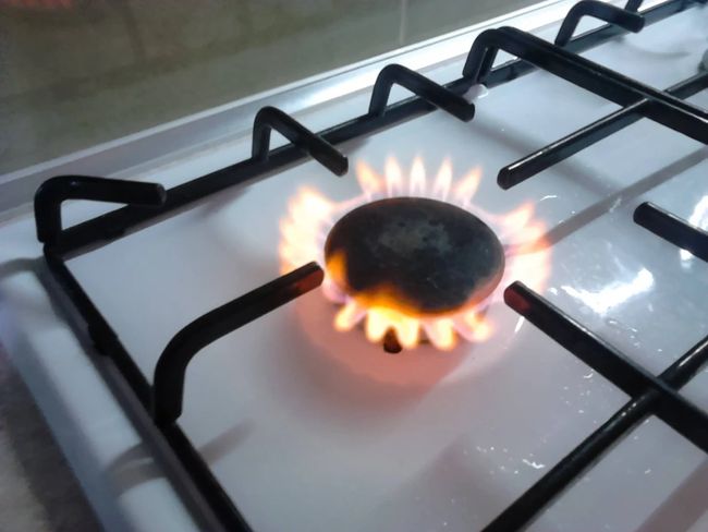 Найскладніший опалювальний сезон для України: що говорять представники Укренерго, ЄС, ДТЕК та Нафтогазу