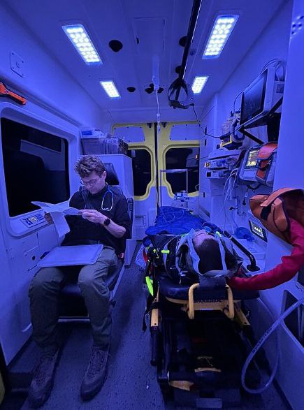 Ексміністр охорони здоровʼя Литви провів два тижні у зоні бойових дій в Україні, де допомагав рятувати поранених Ексміністр охорони здоровʼя Литви провів два тижні у зоні бойових дій в Україні, де допомагав рятувати поранених